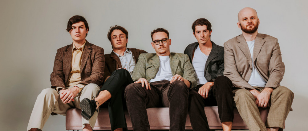 THE SECOND SUNDAY vydávají debutové album jako průřez dosavadní pětiletou tvorbou.