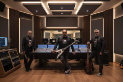 SOUPERMAN odpálili Dynamit