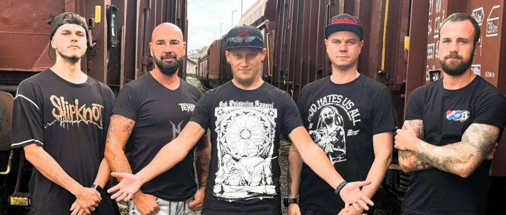 TENDR ví, jak se stát Online králem