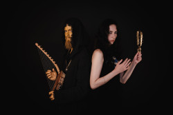 NEMUER a Karl Sanders vydávají staroegyptskou rituální skladbu She Who Breathes Life