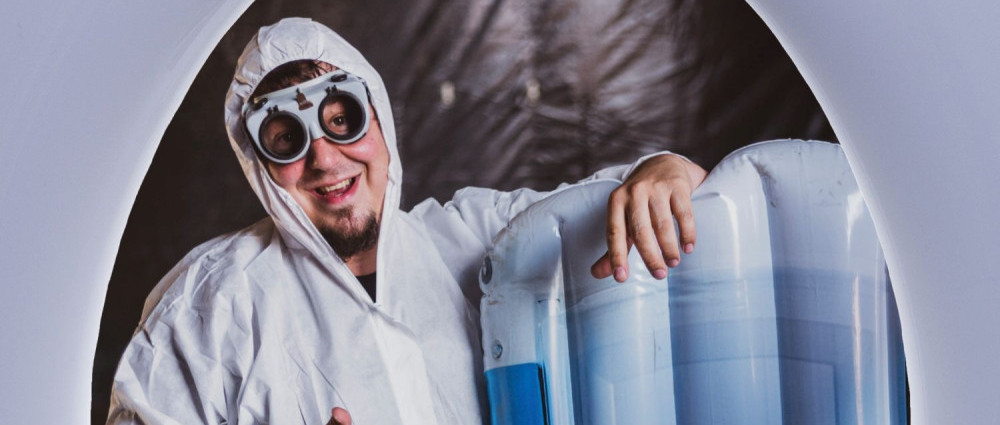 Knižní Dělníci kovu jsou zpátky