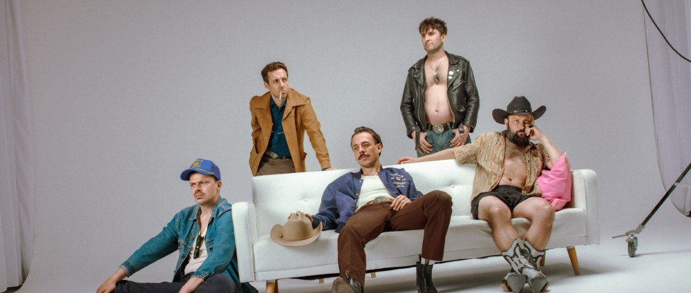 FRANKIE & THE DEADBEATS otevírají novou desku temným westernem s Georgem Cessnou
