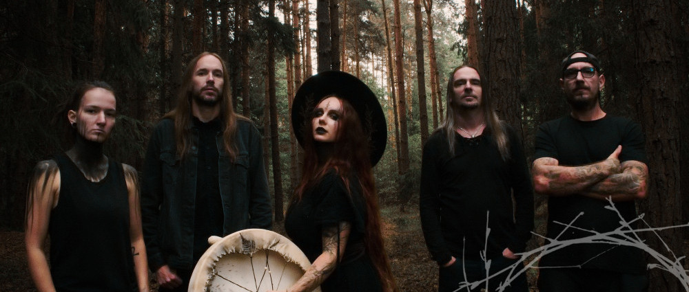 Folk metaloví ÁNNI vítají ve svých řadách nového basáka Deemona