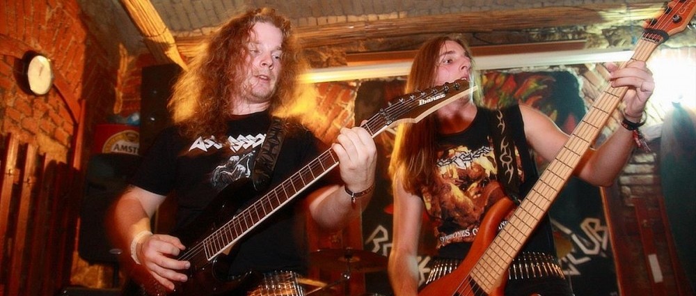 Střípky z HIMYM- 27.9. 2014, Plzeň (Parlament - Rock and Metal Club 666) - DYING BEHIND, MURDER INC., FORTIS NATURA, KILL! KILL! KILL!