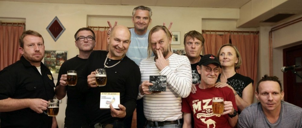 KRUCIPUSK + SESTRY - turné