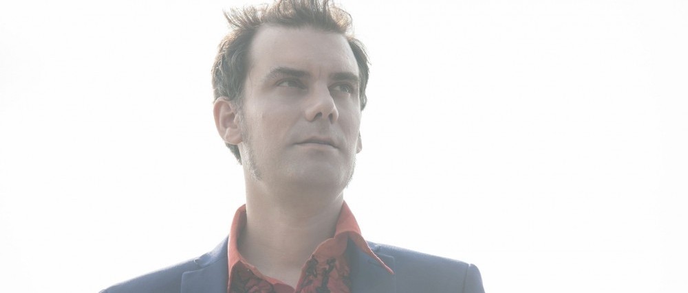 JAMES HARRIES chystá evropské turné i velký koncert v Praze