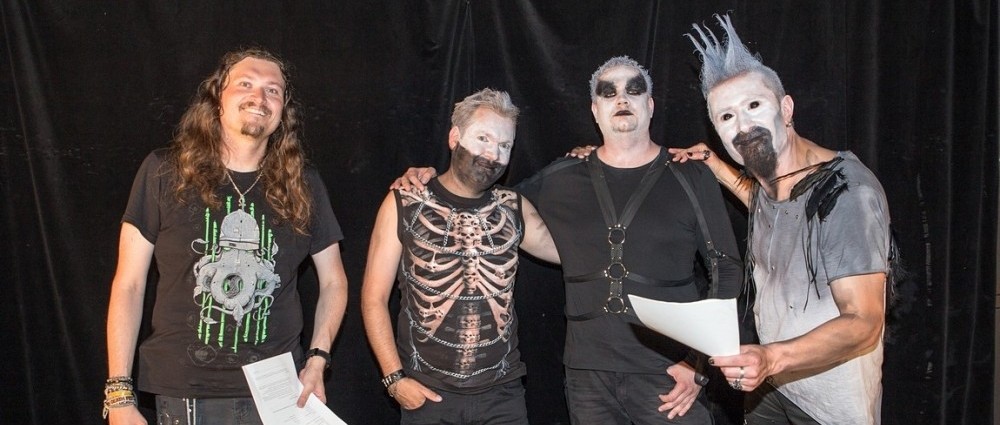 LIVEEVIL nabídnou už za pár dnů „Black Tracks“