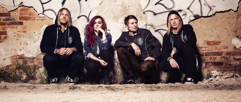 DIRTY BLONDES a BITCH QUEENS vyjedou v listopadu na evropské mini turné