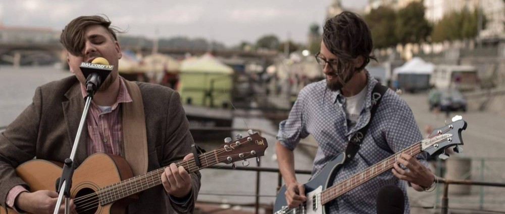 EMOZPĚV se nebojí citů ani zármutků a představuje Hebké bolesti i klip