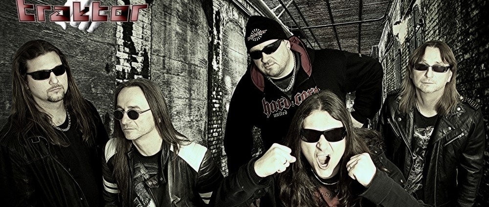 TRAKTOR novým klipem avizuje koncertní DVD