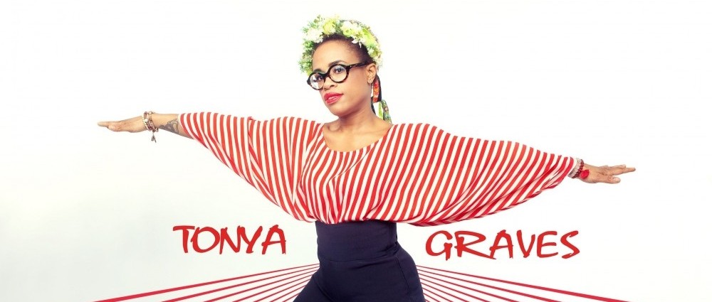 TONYA GRAVES je již na sólovém turné