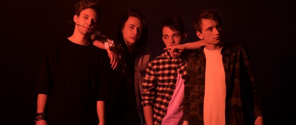 Nové jméno - BRIXTN. A rovnou s povedeným klipem