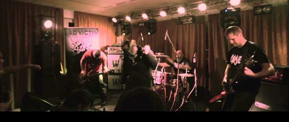 BAD VICTIM: Všechna ega odešla