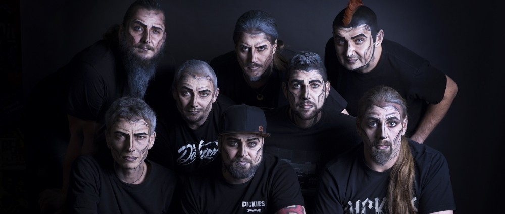 DIVOKEJ BILL končí turné a dostane Zlatou desku