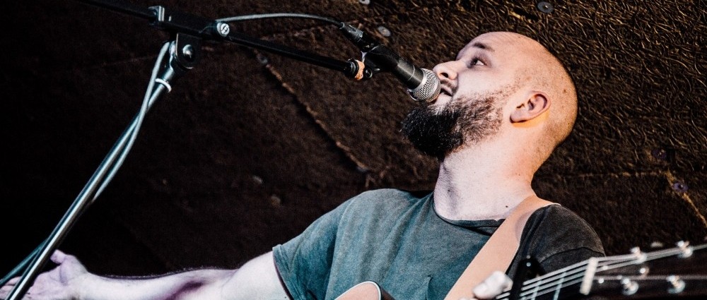 Klip k písni Vymlácený entry od POKÁČE viděly dva miliony lidí