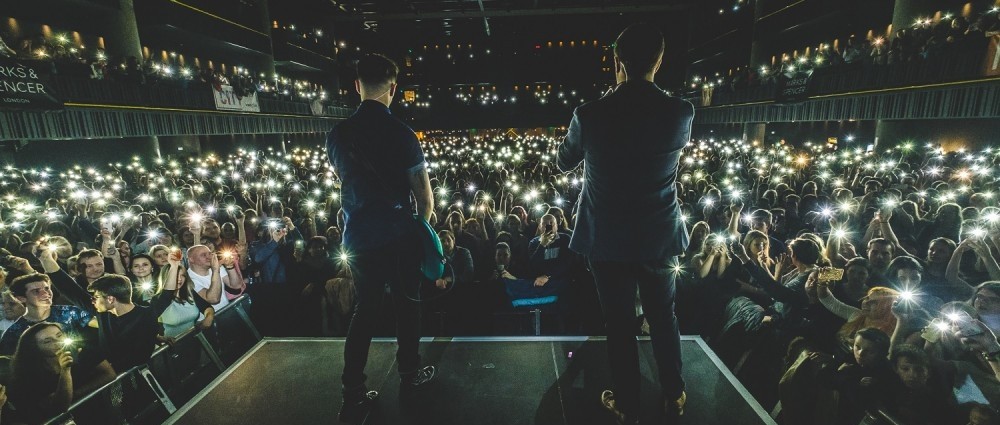 JELEN zazpíval i koledu