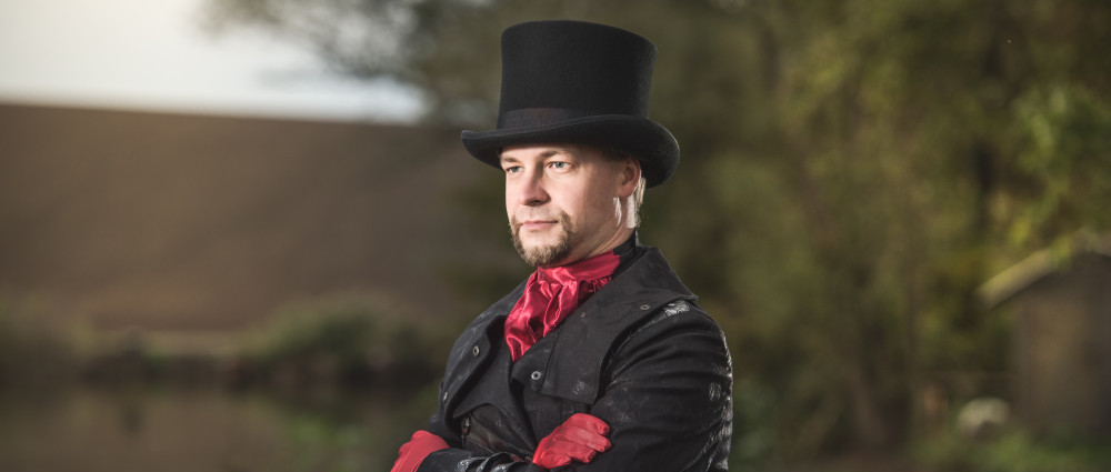 ROSA NOCTURNA: Metal, symfonie, folklór i broušení kosy