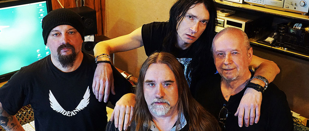 Turné ZEMĚTŘESENÍ po 25 letech je za námi