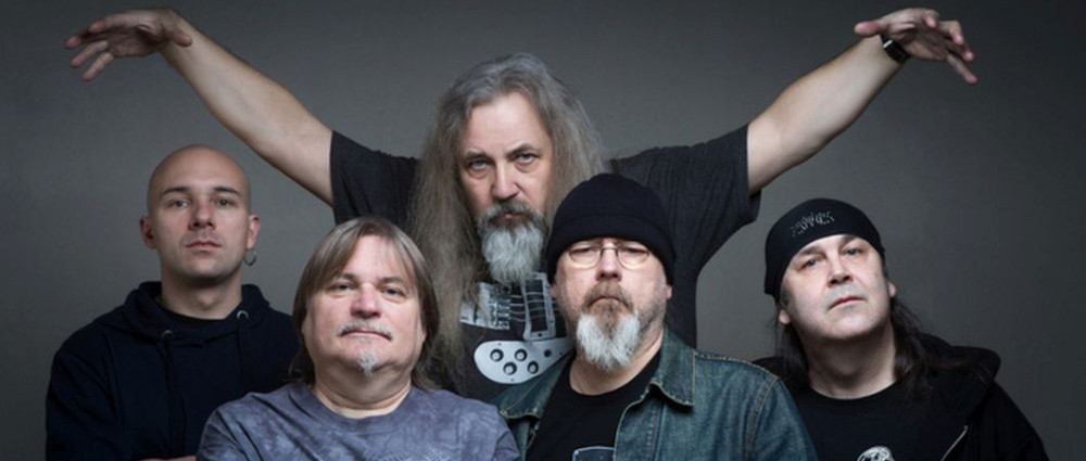 V.A.R.- Nový živák a reedice