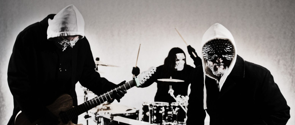 TRNY & ŽILETKY tráví rulíkem zlomocným