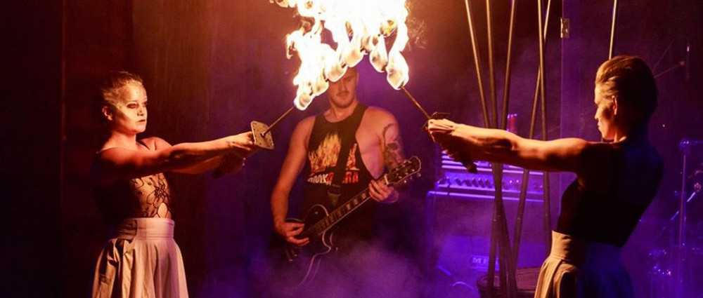 Bardo Thödol přehází Nový rok do února