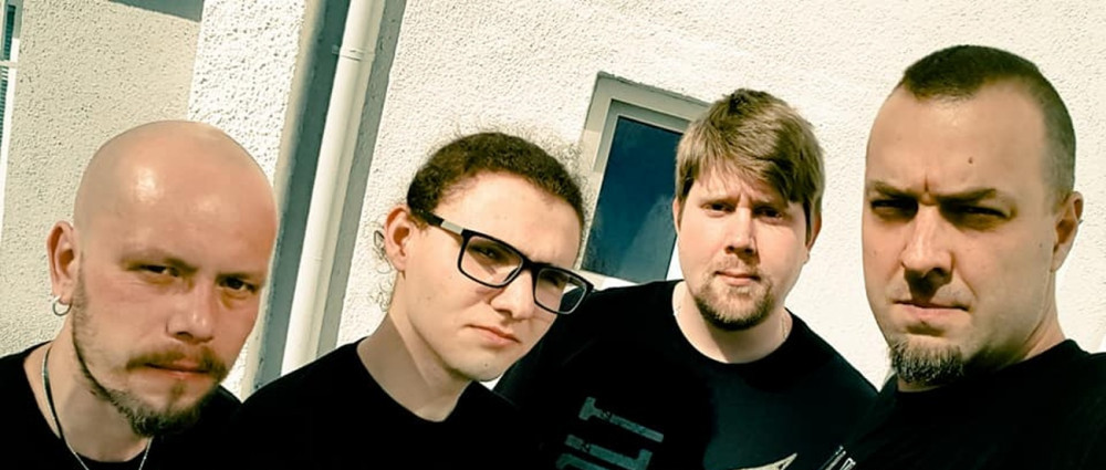 YITIVARG: Žádnej holčičí „marcipán“ metal