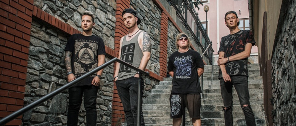 REMEDY REMAINS - Singlová smršť