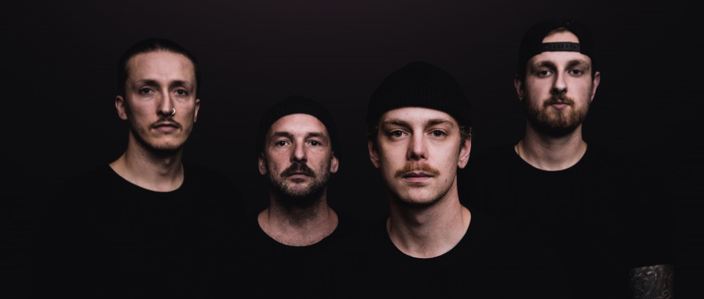 MARKED AS AN ENEMY vyměnili zpěváka a posílají do světa nový klip