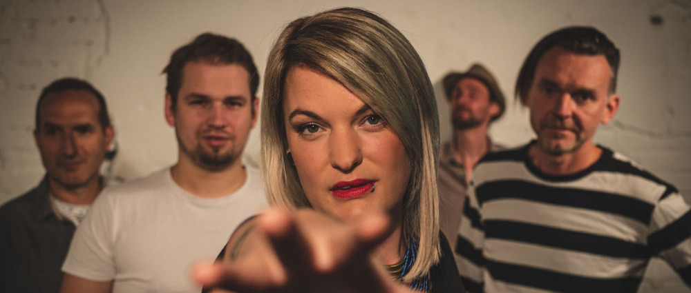 GINGERHEAD posílají do světa své debutové album jako vzkaz v lahvi