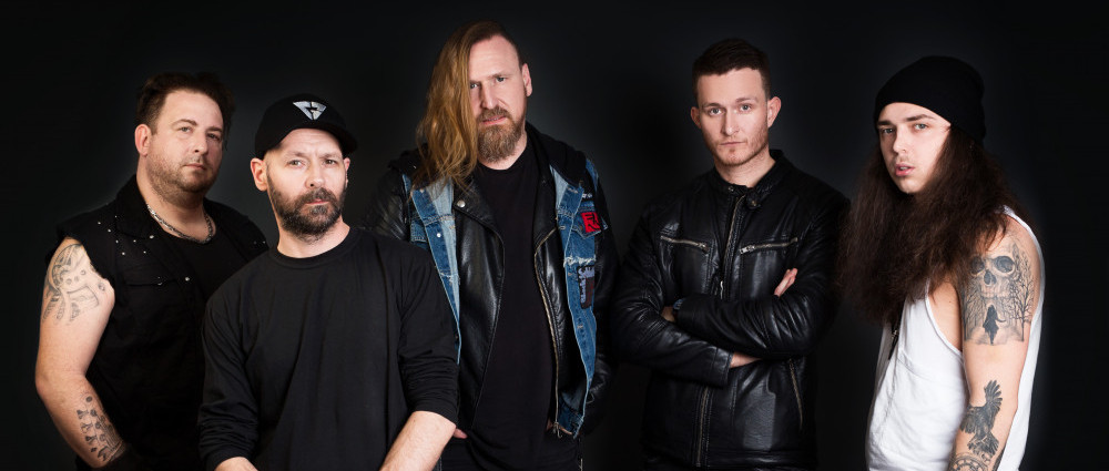 Miluj svýho hejtra, radí FORREST JUMP