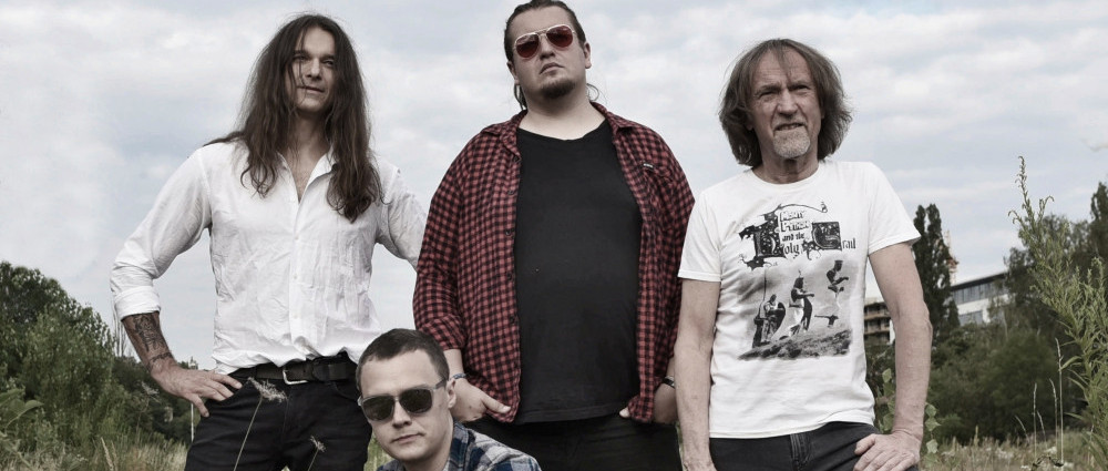 Bluesrocková superformace LIVIN FREE se chystá na živákovou trojkombinaci