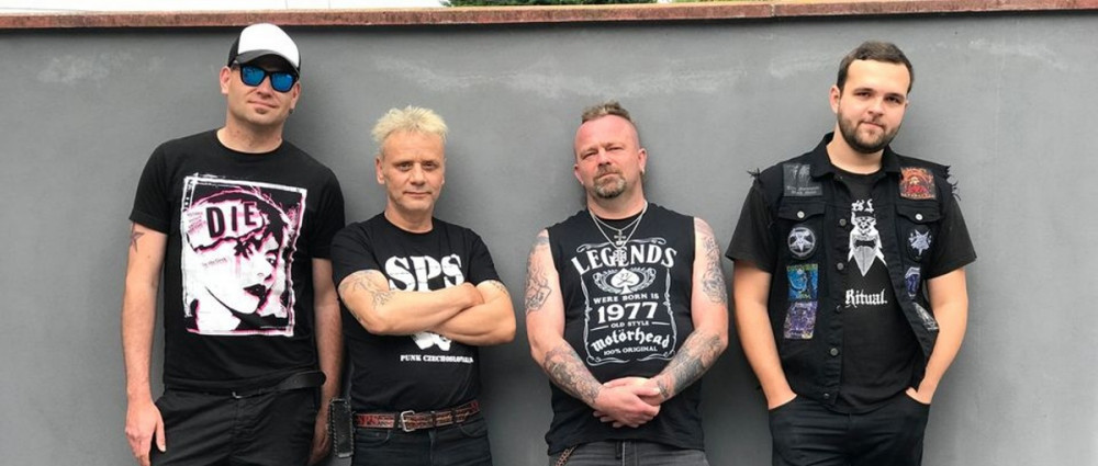 S.P.S. - Když dřív stál koncert za hovno, řekli to rovnou, teď si to přečteš na facebooku