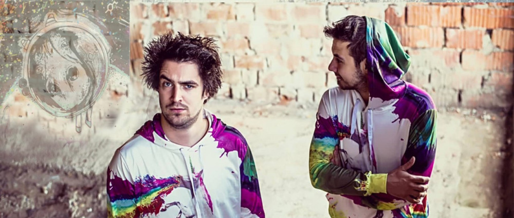 Paralyzovaní DETOX OF A PONY 