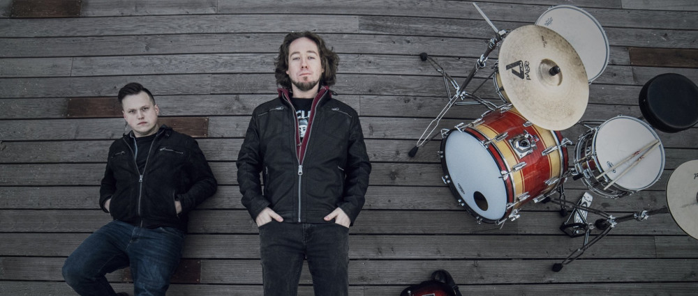 2.0 hledá úlevu v novém singlu