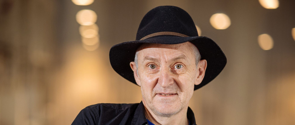 AIRBRUSHER - Dirndl To Go