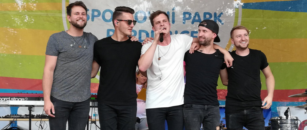 LIKE-IT představili své první album