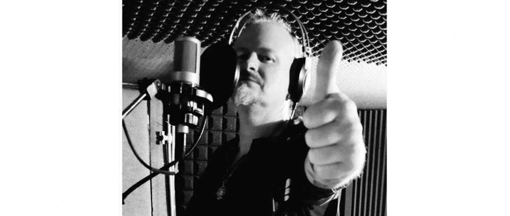 Tomáš Hradil - Novou desku SALAMANDRY pokřtíme v ostravském Barráku