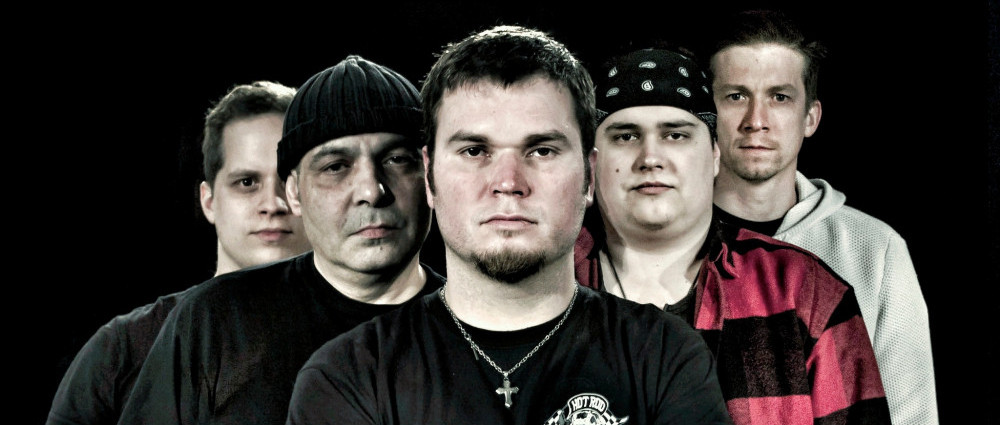 KEY FEATURES - Nejsi v tom sám