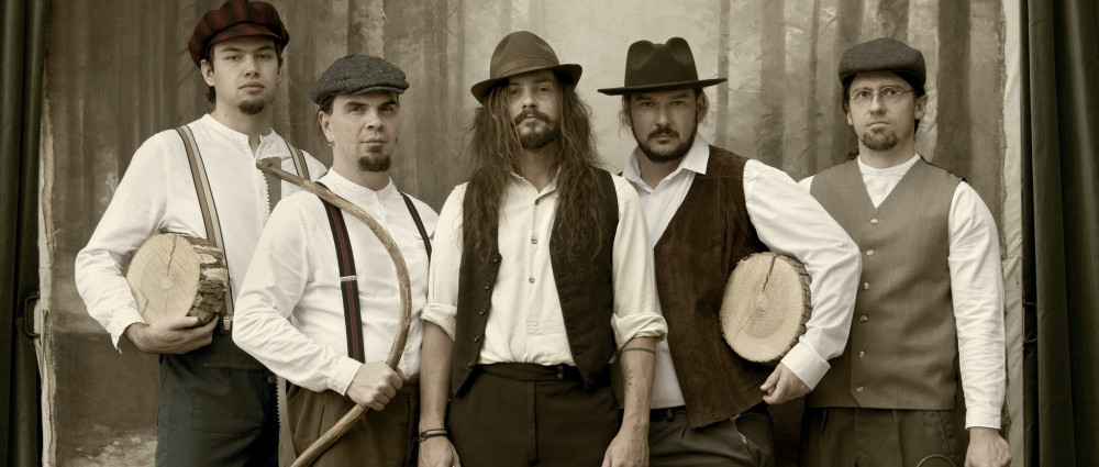 PANYCHIDA - Na vrcholu hraničním