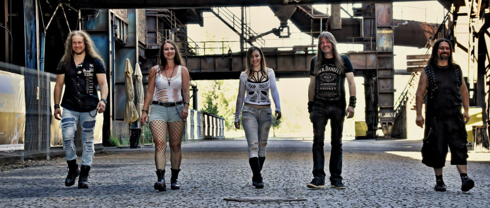 Okoukněte novou skladbu od METAL FACTORY dřív, než bude pozdě