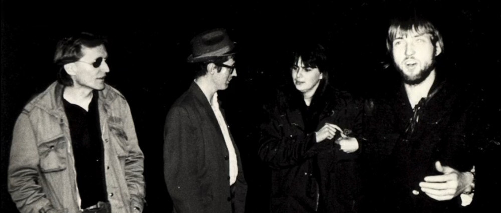 ZNOUZECTNOST - Ukolébavky pro nevhodné loutky