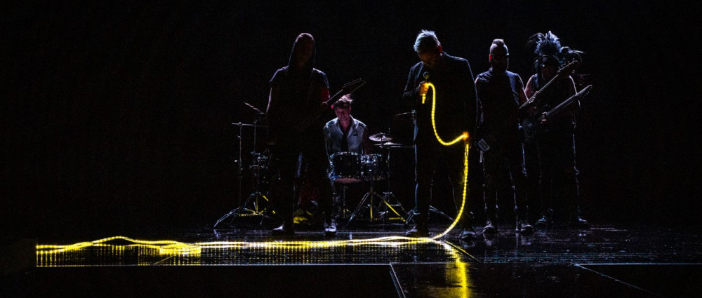 COCOTTE MINUTE dělají Best Off Khou tlustou čáru za dvěma dekádami