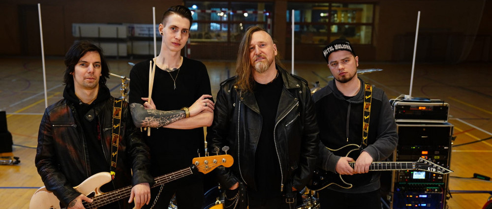 FORREST JUMP - Nezkrotně a s nadějí