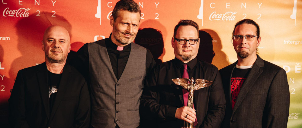 INSANIA zve na turné 