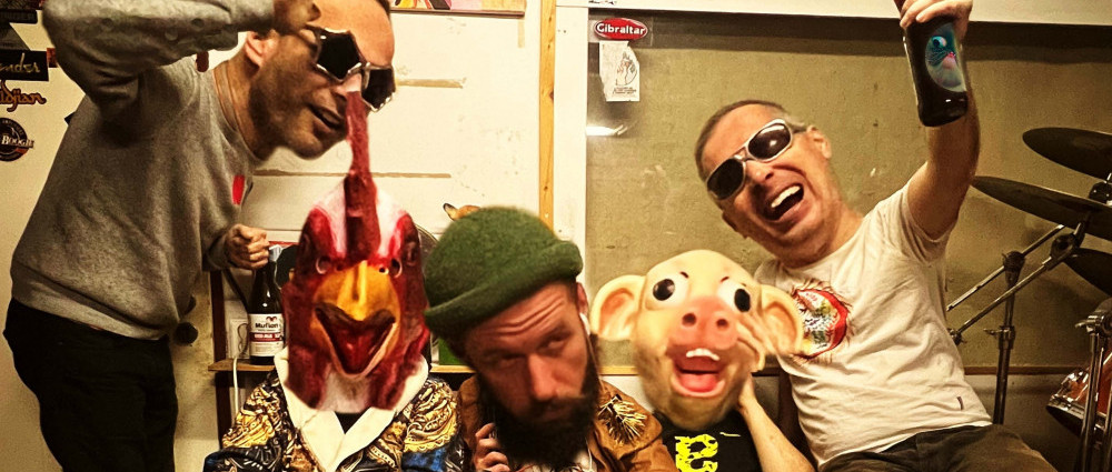 PRVNÍ HOŘE oslaví čtvrtstoletí na scéně novým albem