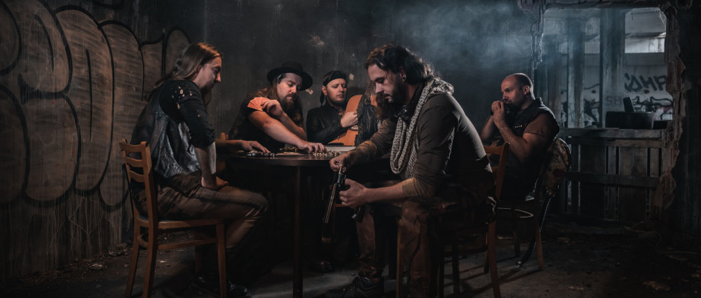 DUSTBORN odhalují Neskrývaná zvěrstva