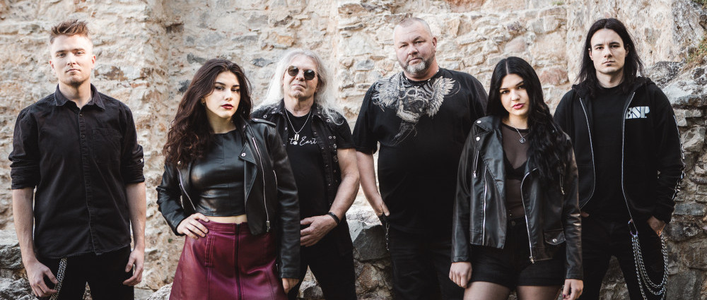 SYMFOBIA se hlásí v nové sestavě a s novým singlem