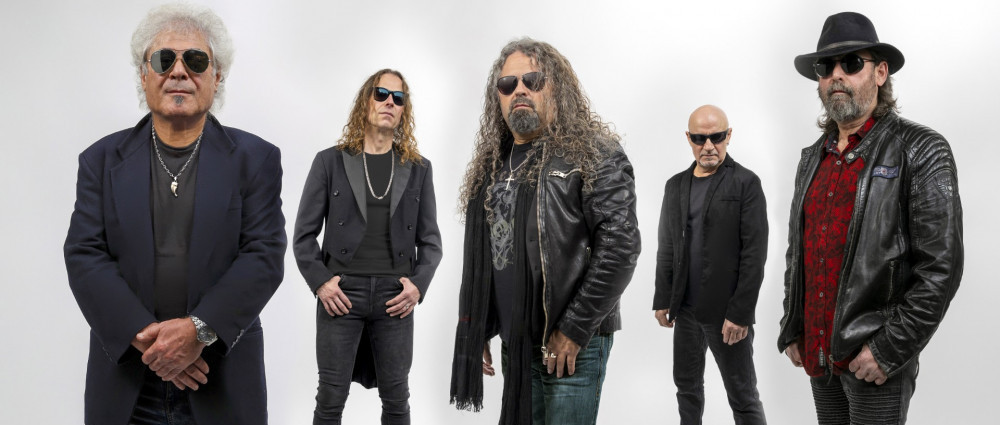 TURBO se vrací s novým zpěvákem a oživuje svoje dva hity z éry Richarda Kybice