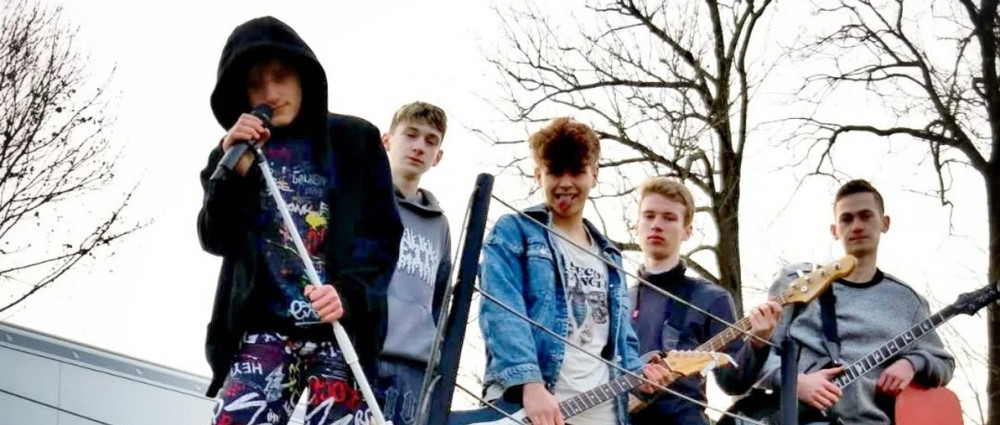 LIMITY se hlásí o slovo