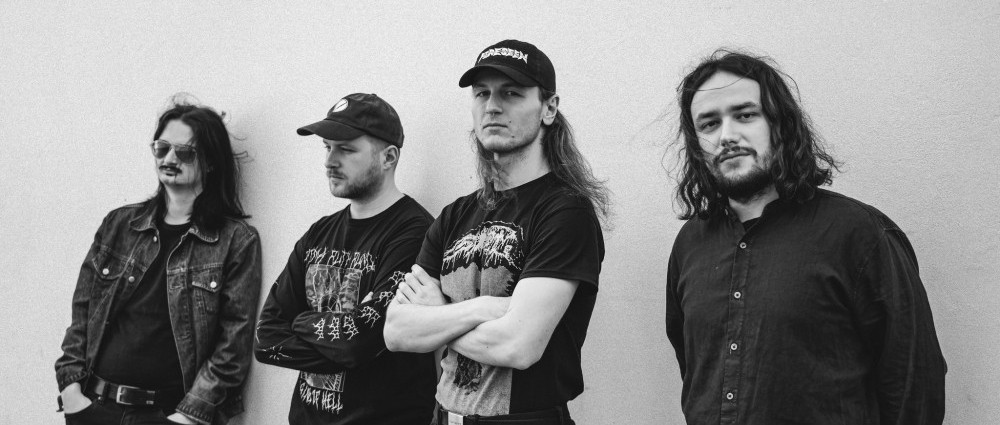 BLACK LIGHT - Temnota je umění